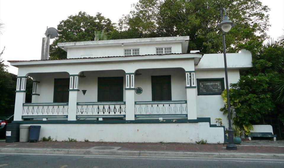 Casa en la Carretera PR 102 - Cabo Rojo - 2012 00011